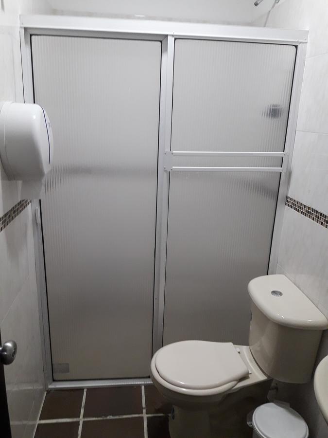Hotel Valle De Beraca 쿠쿠타 외부 사진