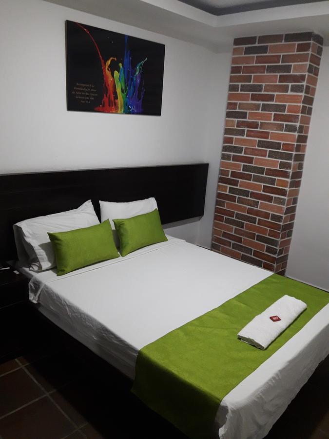 Hotel Valle De Beraca 쿠쿠타 외부 사진